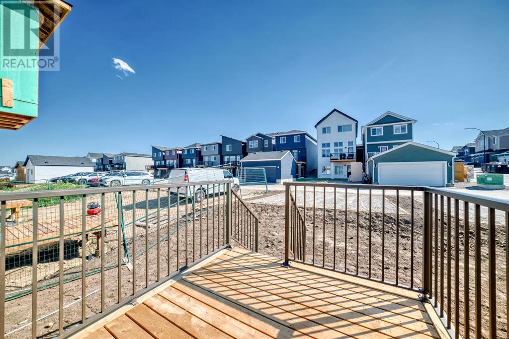 Single Family House for Sale in  Tekarra Drive NW Glacier Ridge Calgary 