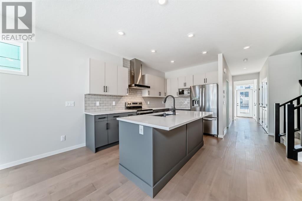 Single Family House for Sale in  Tekarra Drive NW Glacier Ridge Calgary 