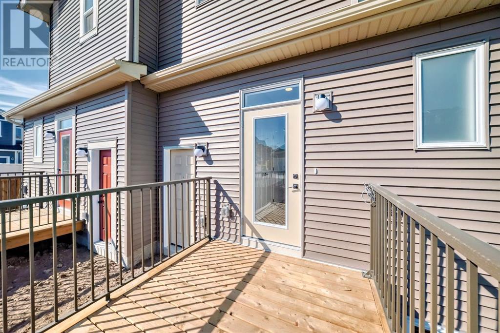 Single Family House for Sale in  Tekarra Drive NW Glacier Ridge Calgary 