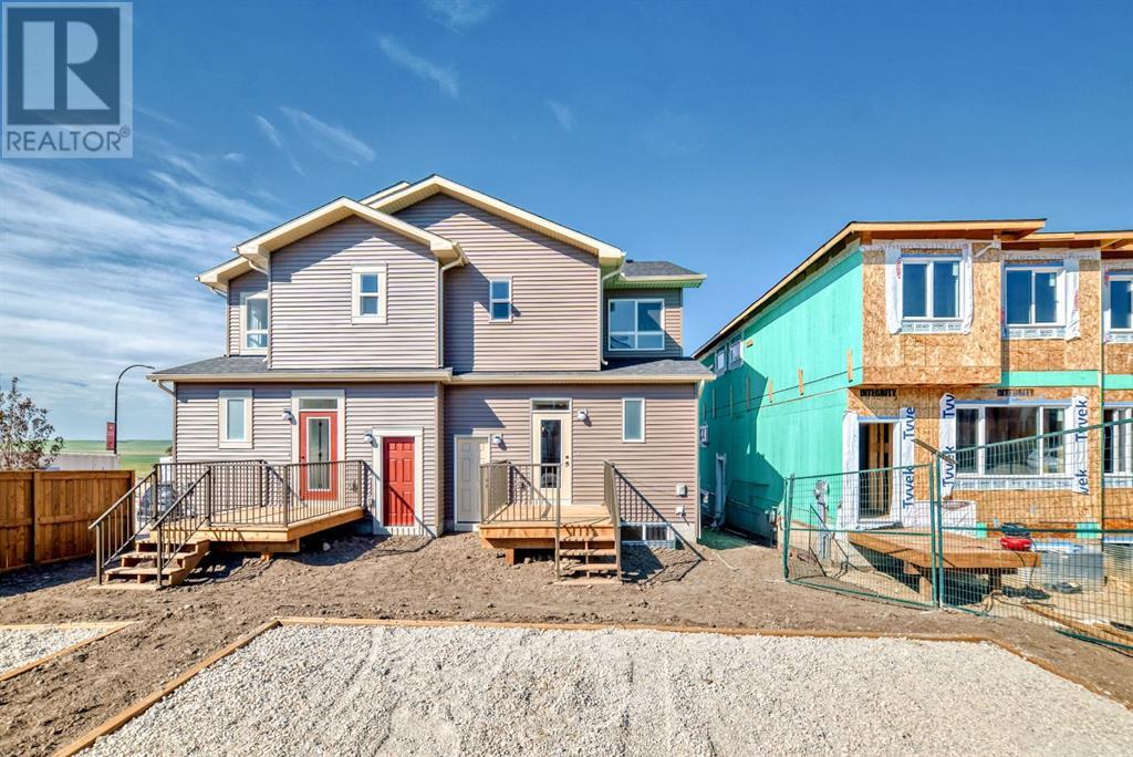 Single Family House for Sale in  Tekarra Drive NW Glacier Ridge Calgary 