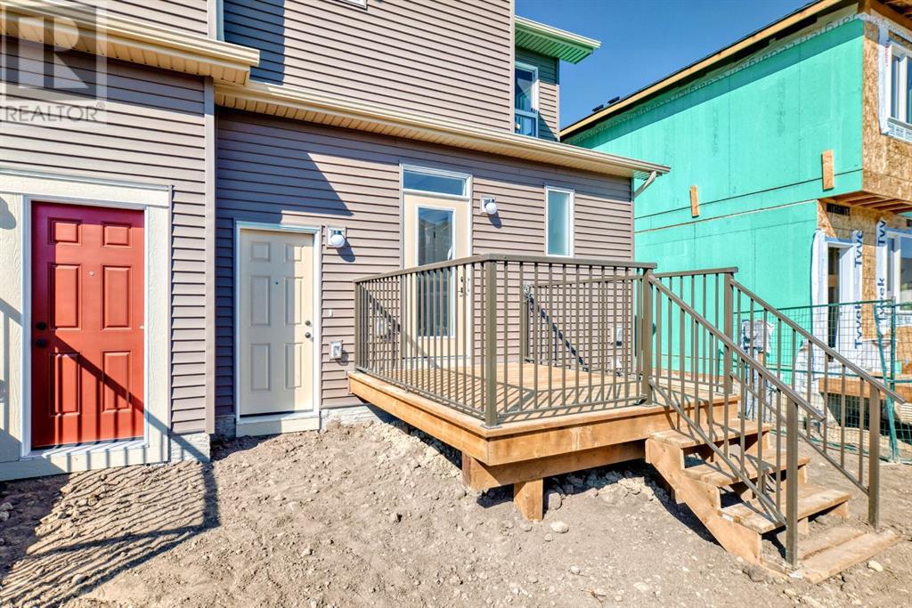 Single Family House for Sale in  Tekarra Drive NW Glacier Ridge Calgary 