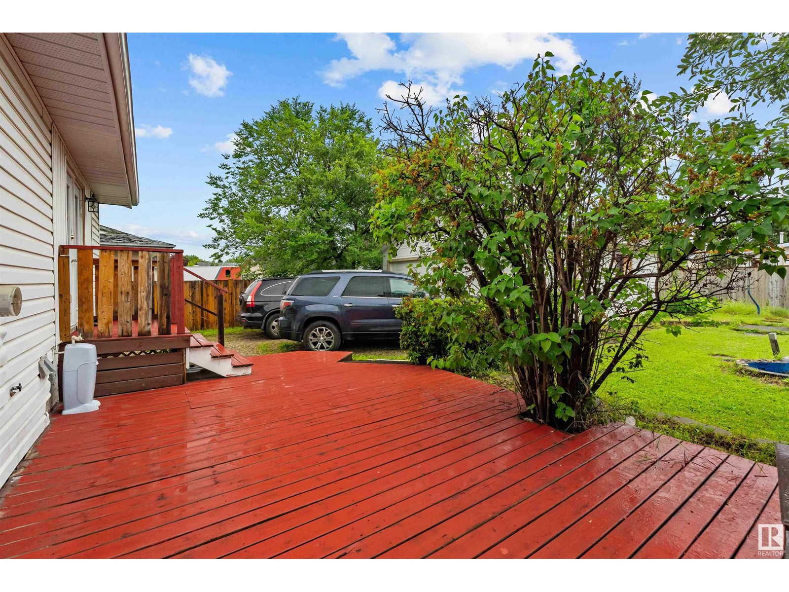 Photo 19 of 9919 170 Av Nw, Edmonton AB