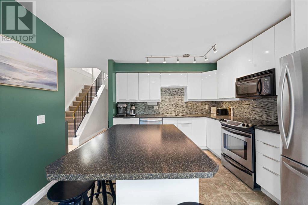 514 Point Mckay Grove NW, Calgary, Alberta