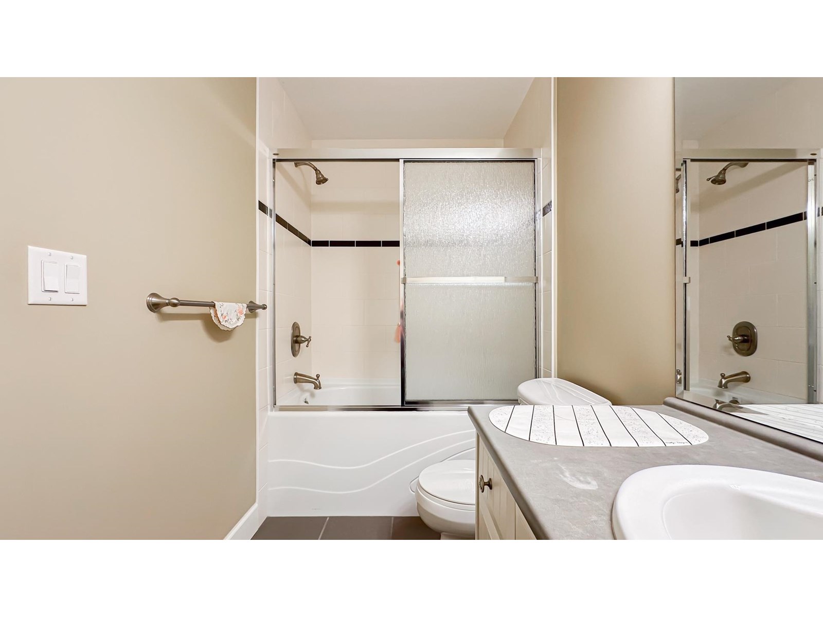26 14655 32 AVENUE, Surrey