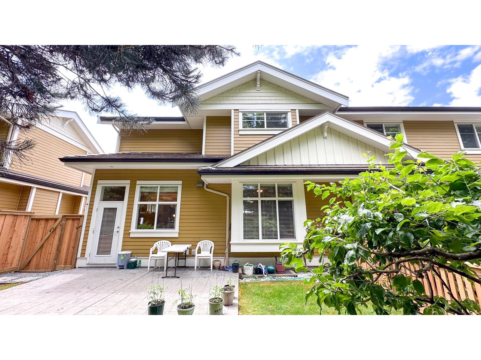 26 14655 32 AVENUE, Surrey