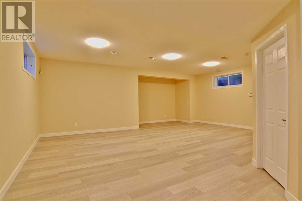 Single Family House for Sale in  Panamount Court NW Panorama Hills Calgary 