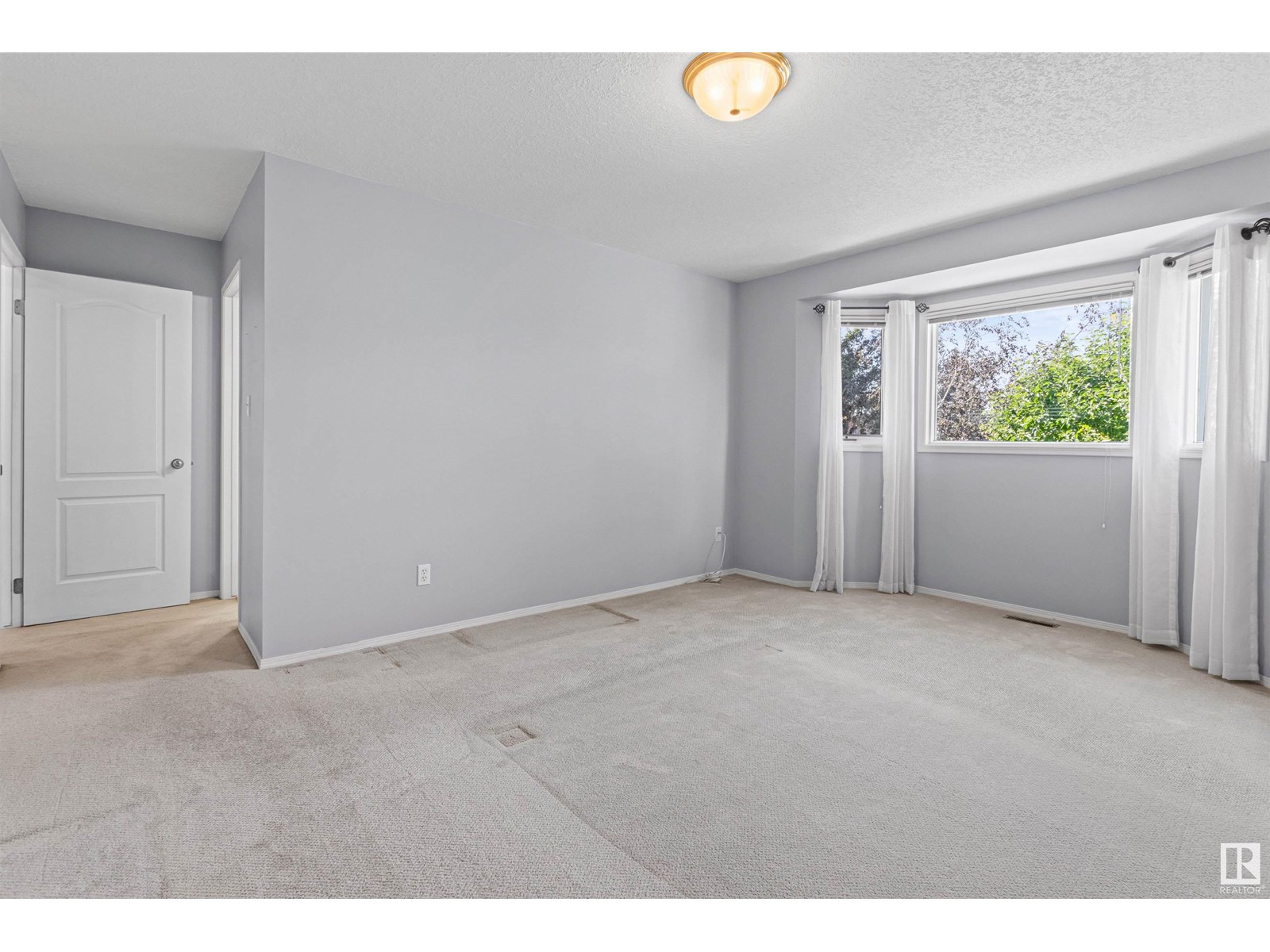 Photo 33 of 1926 36 St Nw, Edmonton AB