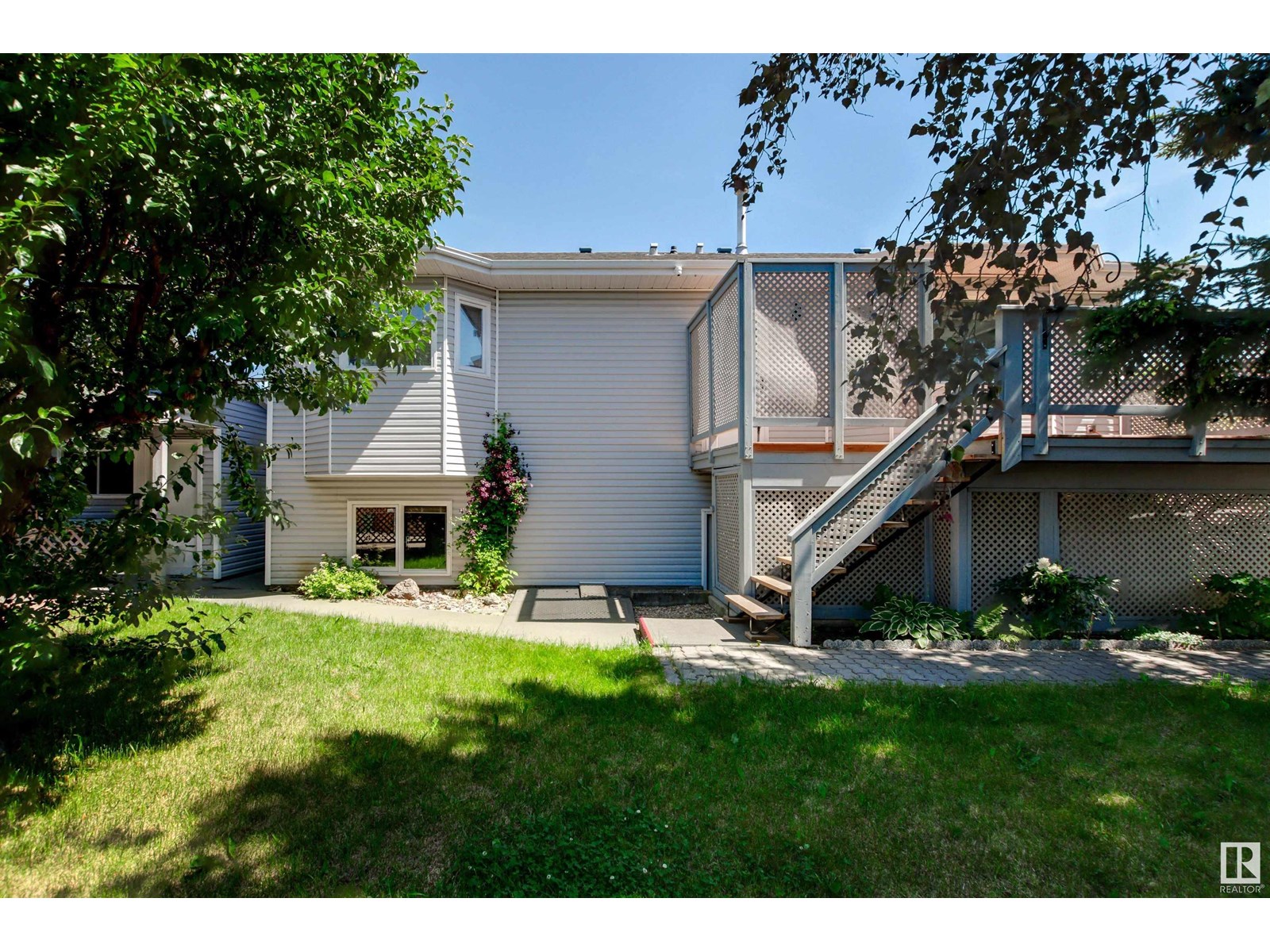 Photo 16 of 1926 36 St Nw, Edmonton AB