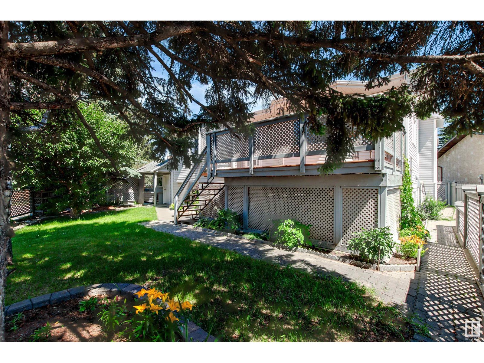 Photo 47 of 1926 36 St Nw, Edmonton AB
