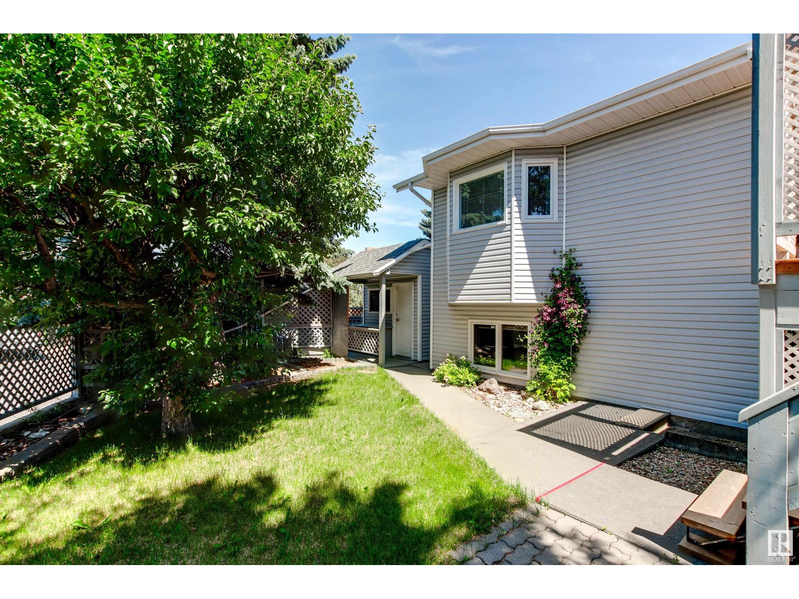 Photo 34 of 1926 36 St Nw, Edmonton AB