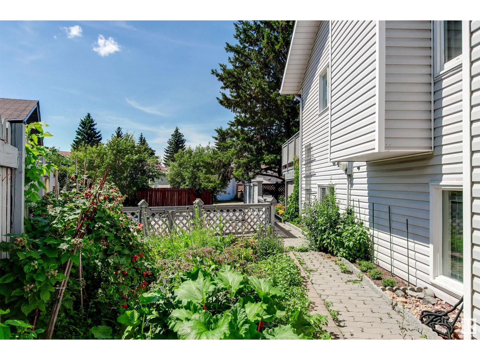 Photo 43 of 1926 36 St Nw, Edmonton AB