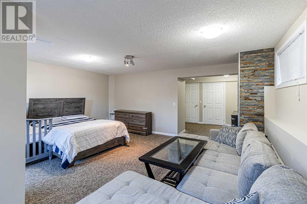 Single Family House for Sale in  Covepark Rise NE Coventry Hills Calgary 