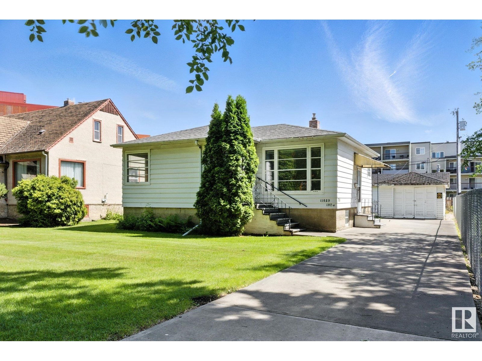 Photo 20 of 11029 107 St Nw, Edmonton AB