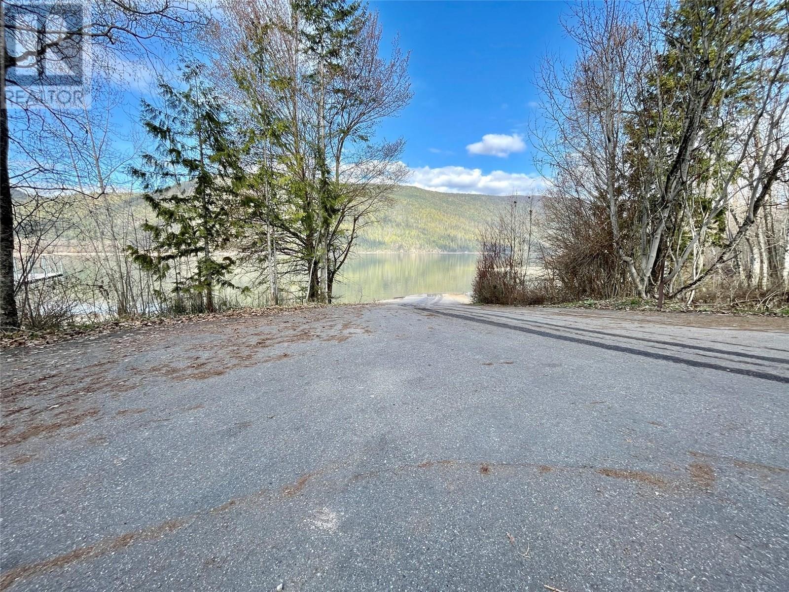 Photo 2 of 8253 97 A Highway Unit 15 Lot 15, Mara BC