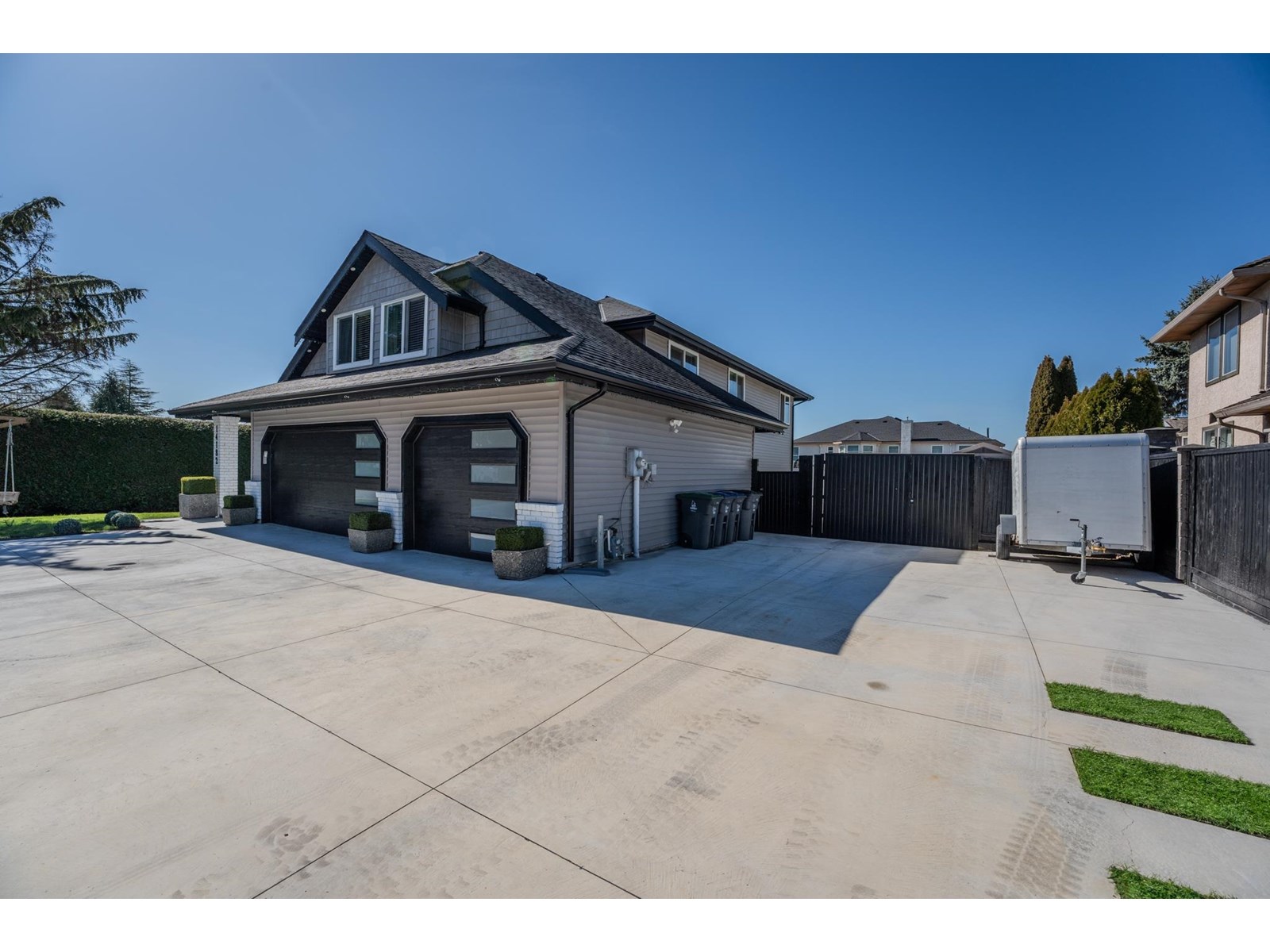 Photo 35 of 14182 83 Avenue, Surrey BC