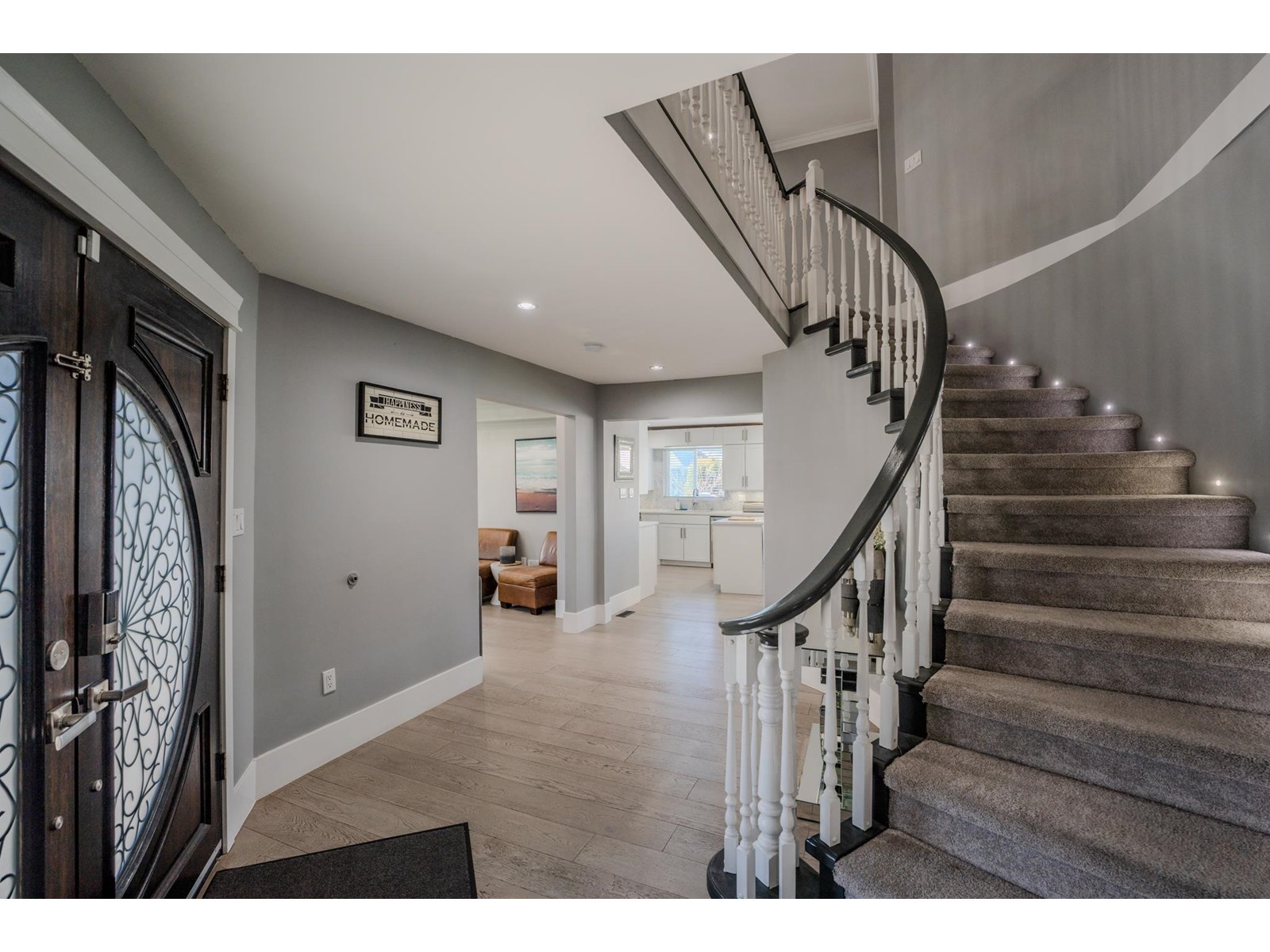 Photo 11 of 14182 83 Avenue, Surrey BC