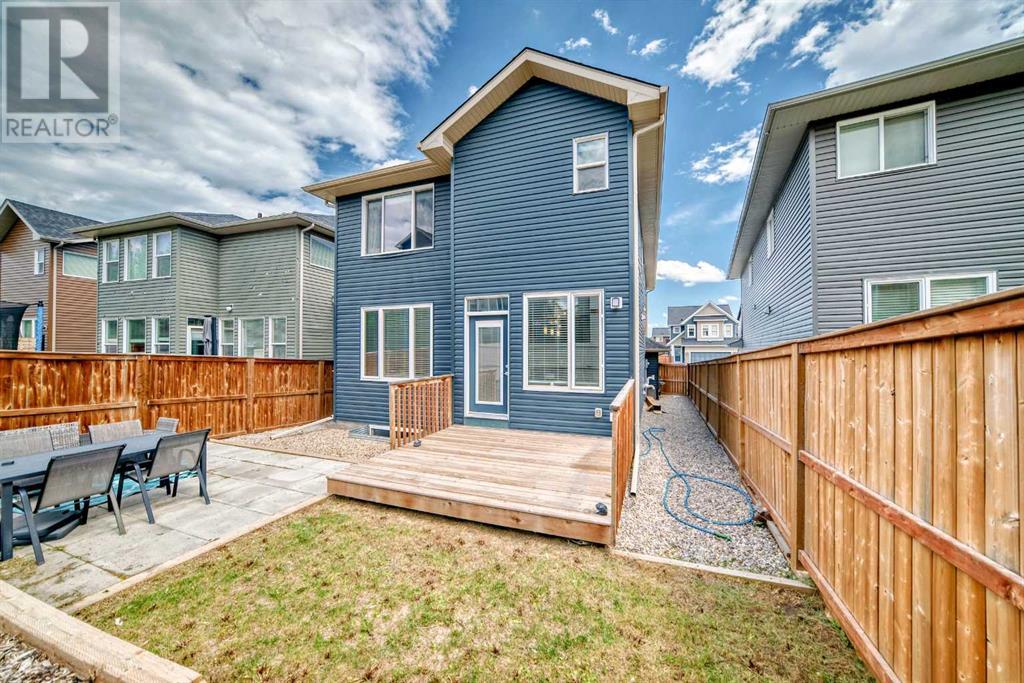 Single Family House for Sale in  Evansglen Circle NW Evanston Calgary 