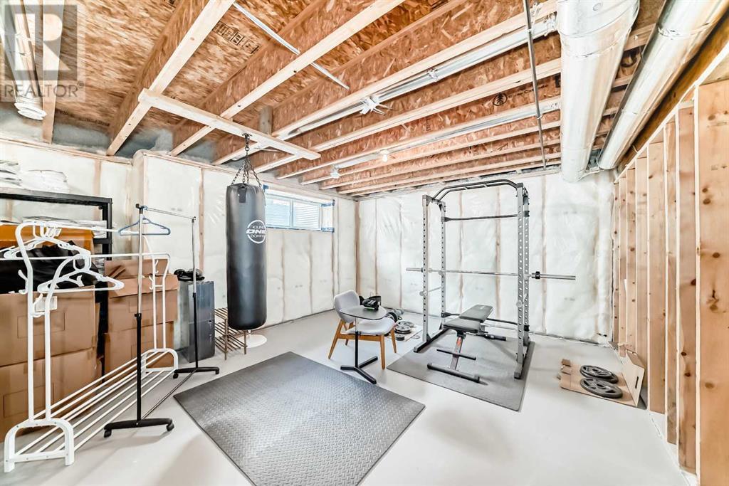 Single Family House for Sale in  Evansglen Circle NW Evanston Calgary 