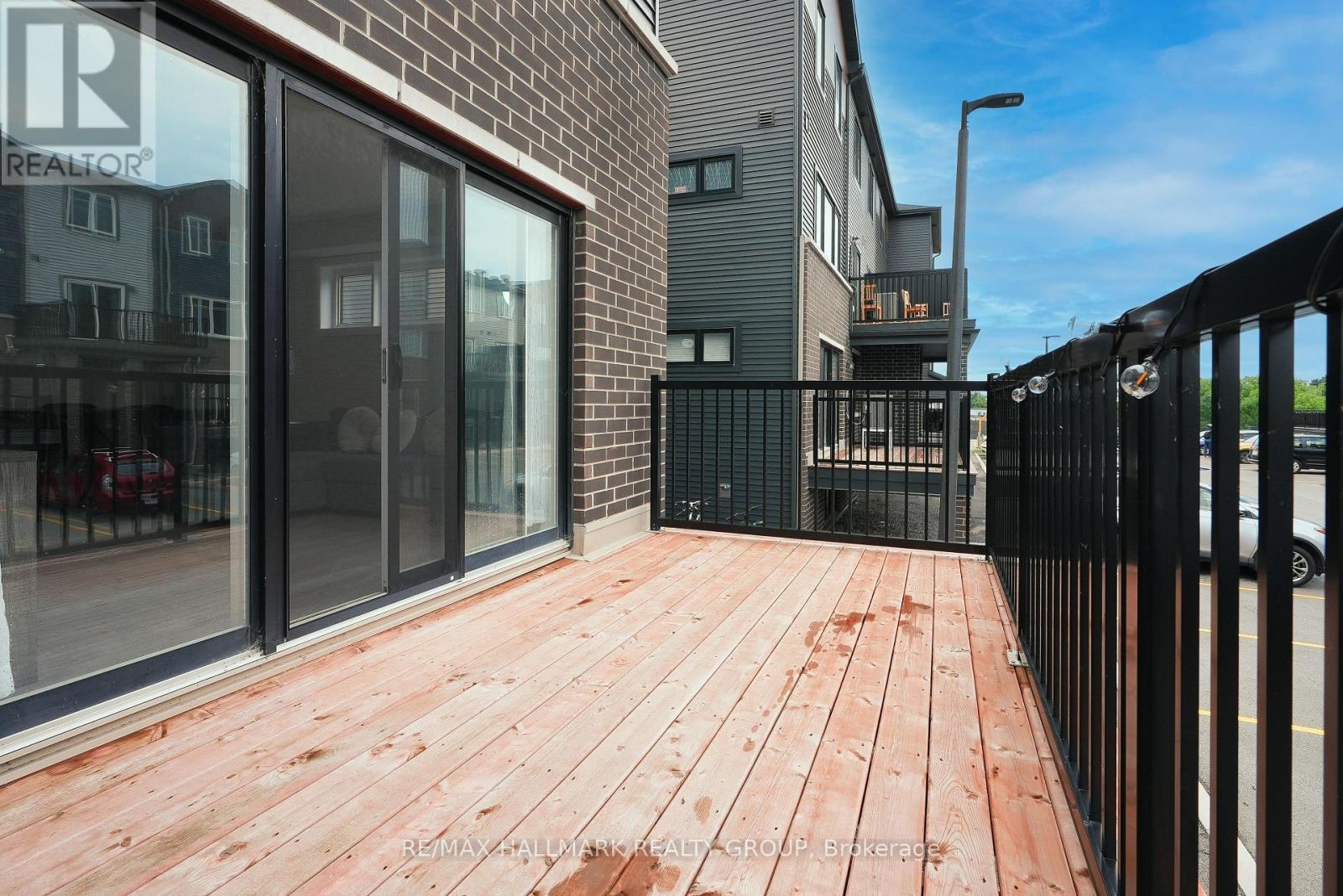 Photo 1 of C 500 Eldorado Private, Ottawa ON