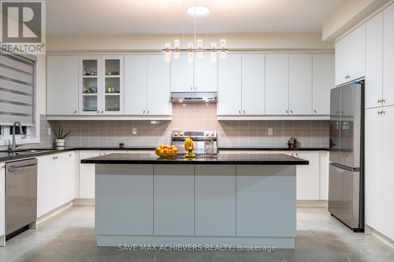 Photo 32 of 47 Daffodil Road, Springwater ON