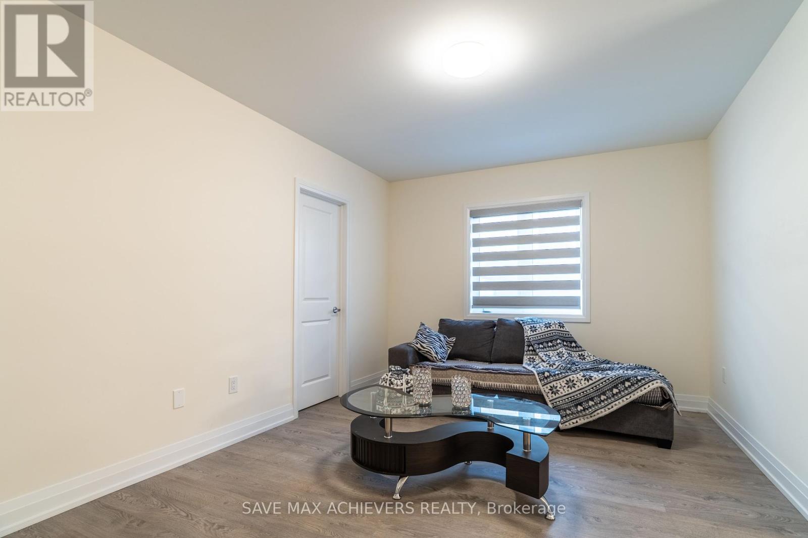 Photo 30 of 47 Daffodil Road, Springwater ON