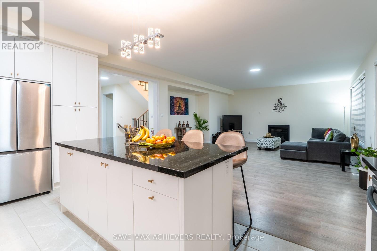 Photo 13 of 47 Daffodil Road, Springwater ON