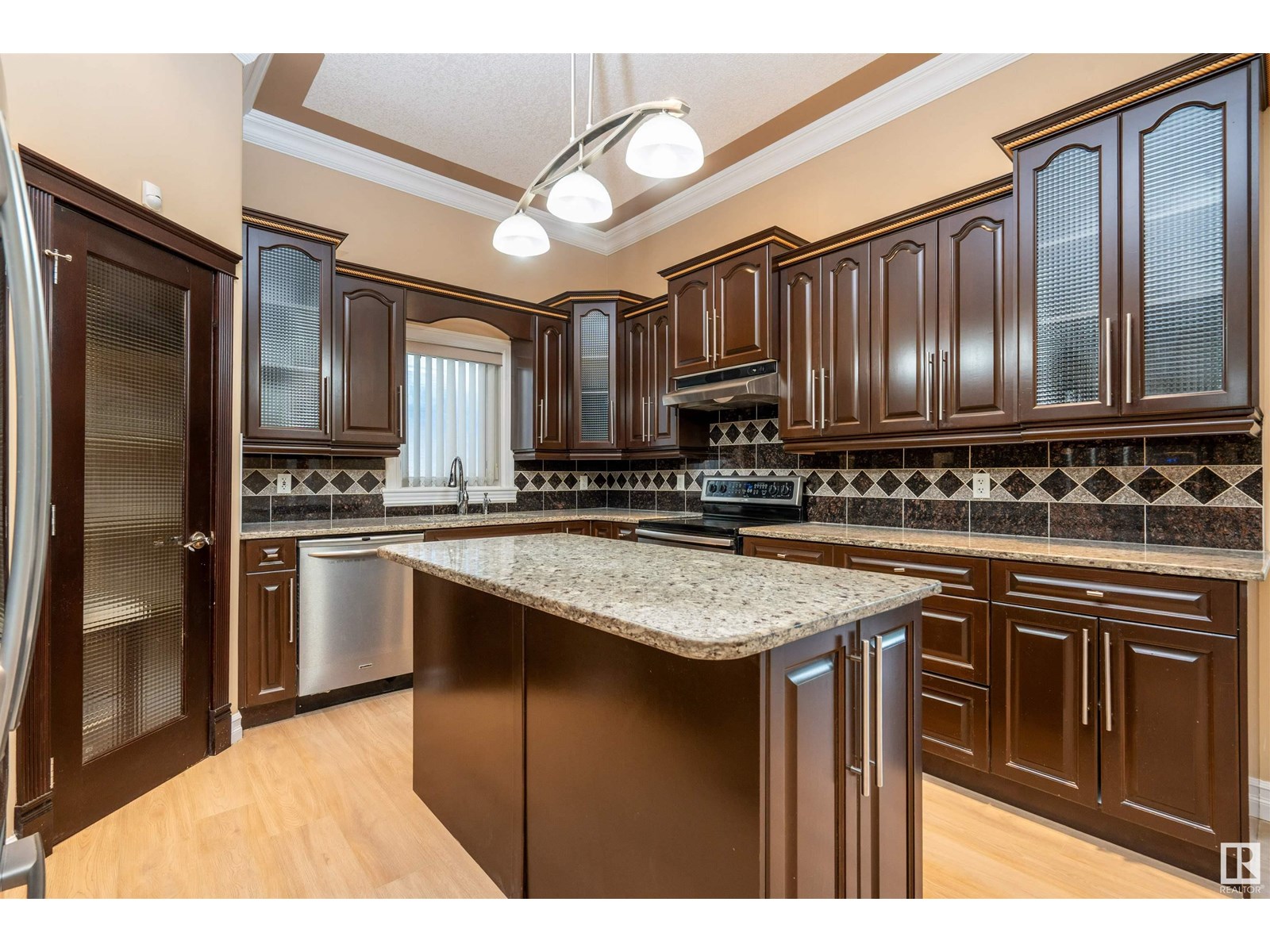 Photo 23 of 1527 67 St Sw, Edmonton AB