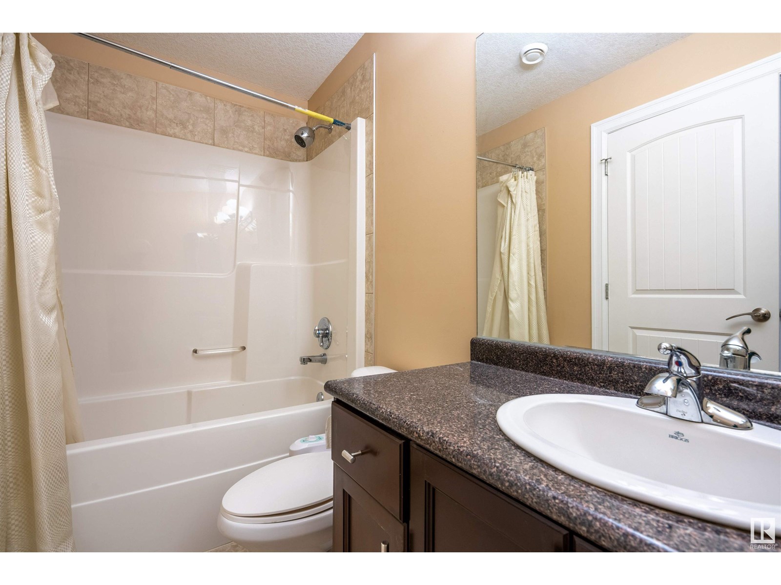 Photo 46 of 1527 67 St Sw, Edmonton AB