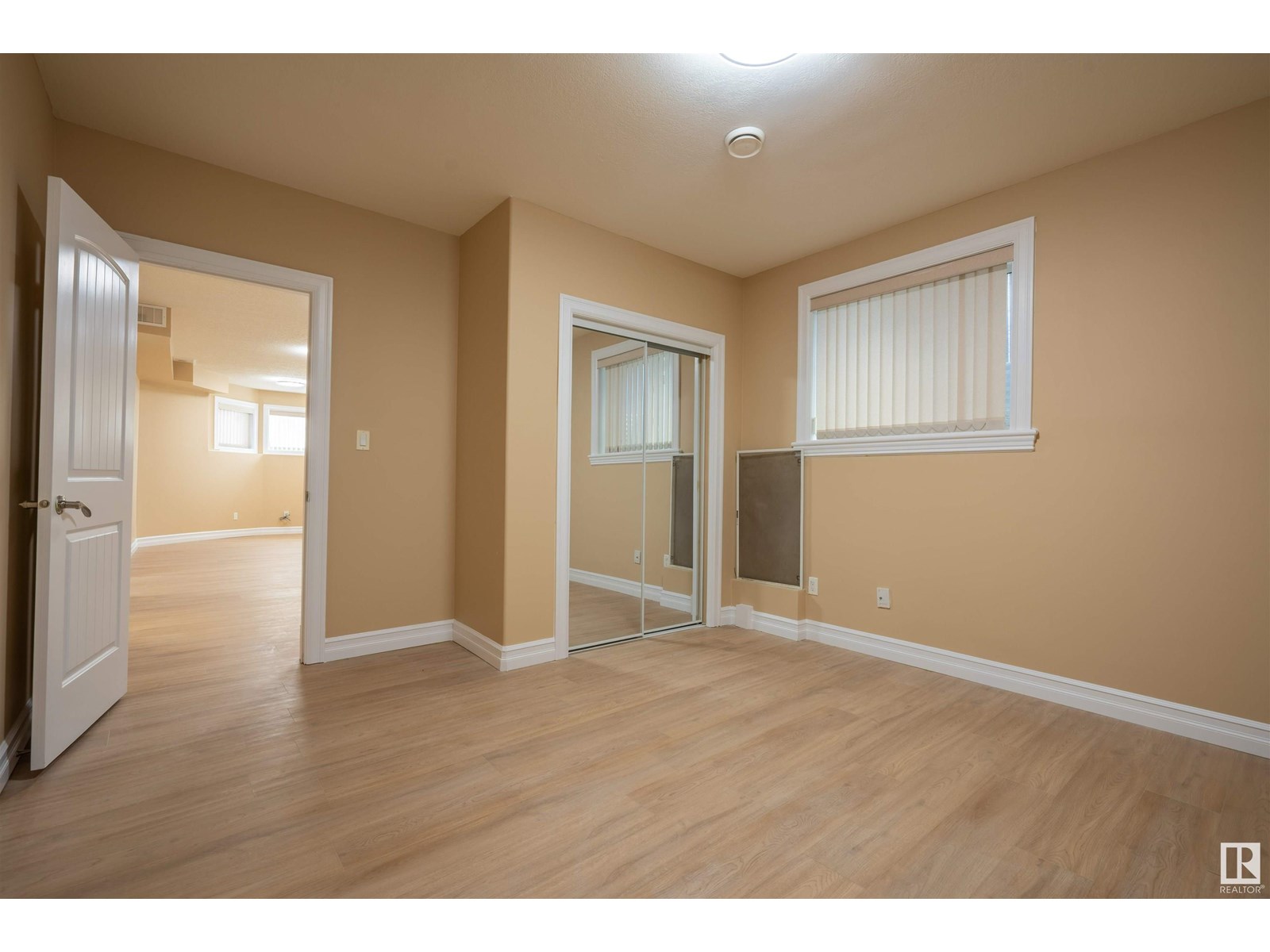 Photo 49 of 1527 67 St Sw, Edmonton AB