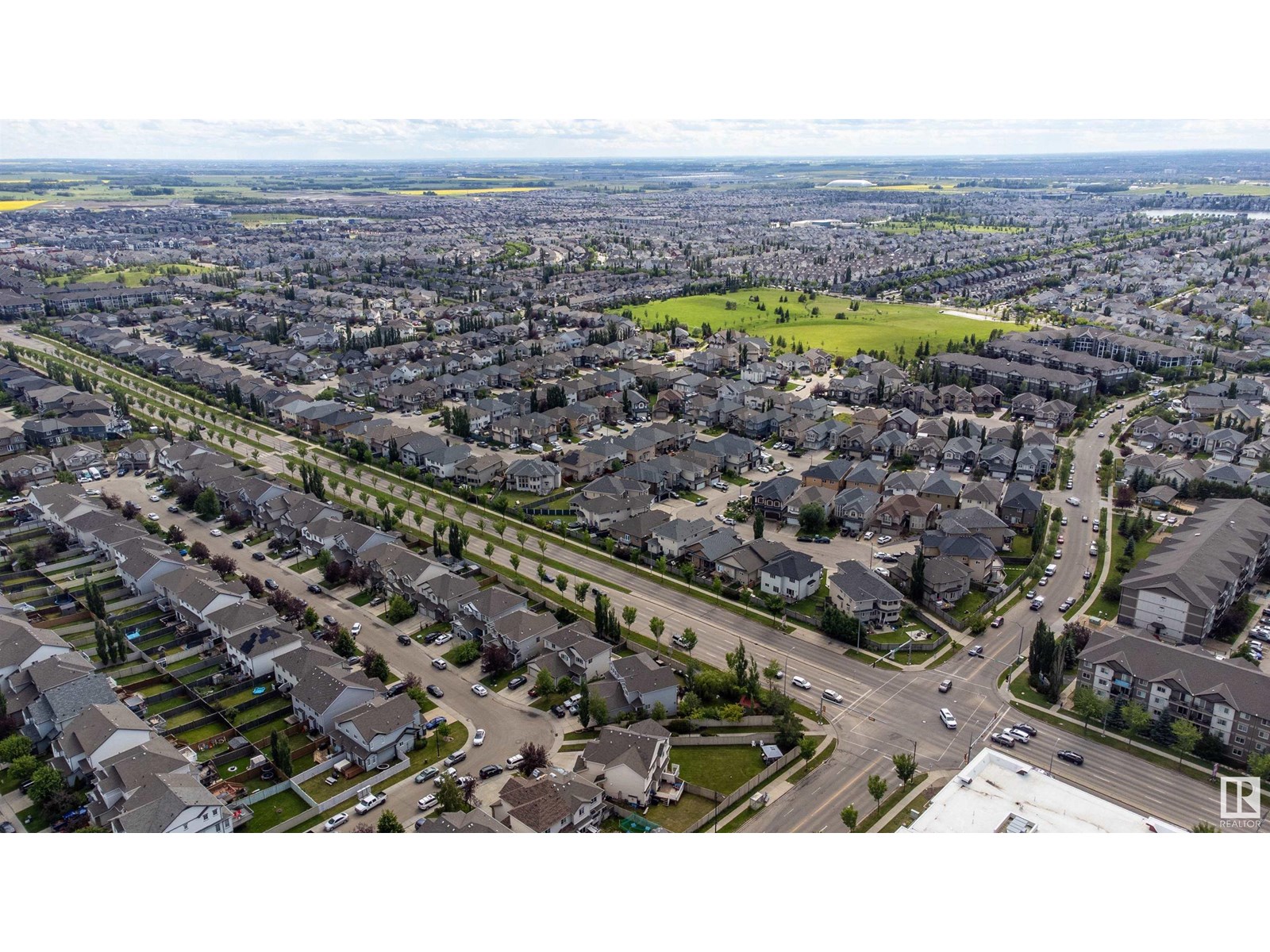 Photo 5 of 1527 67 St Sw, Edmonton AB