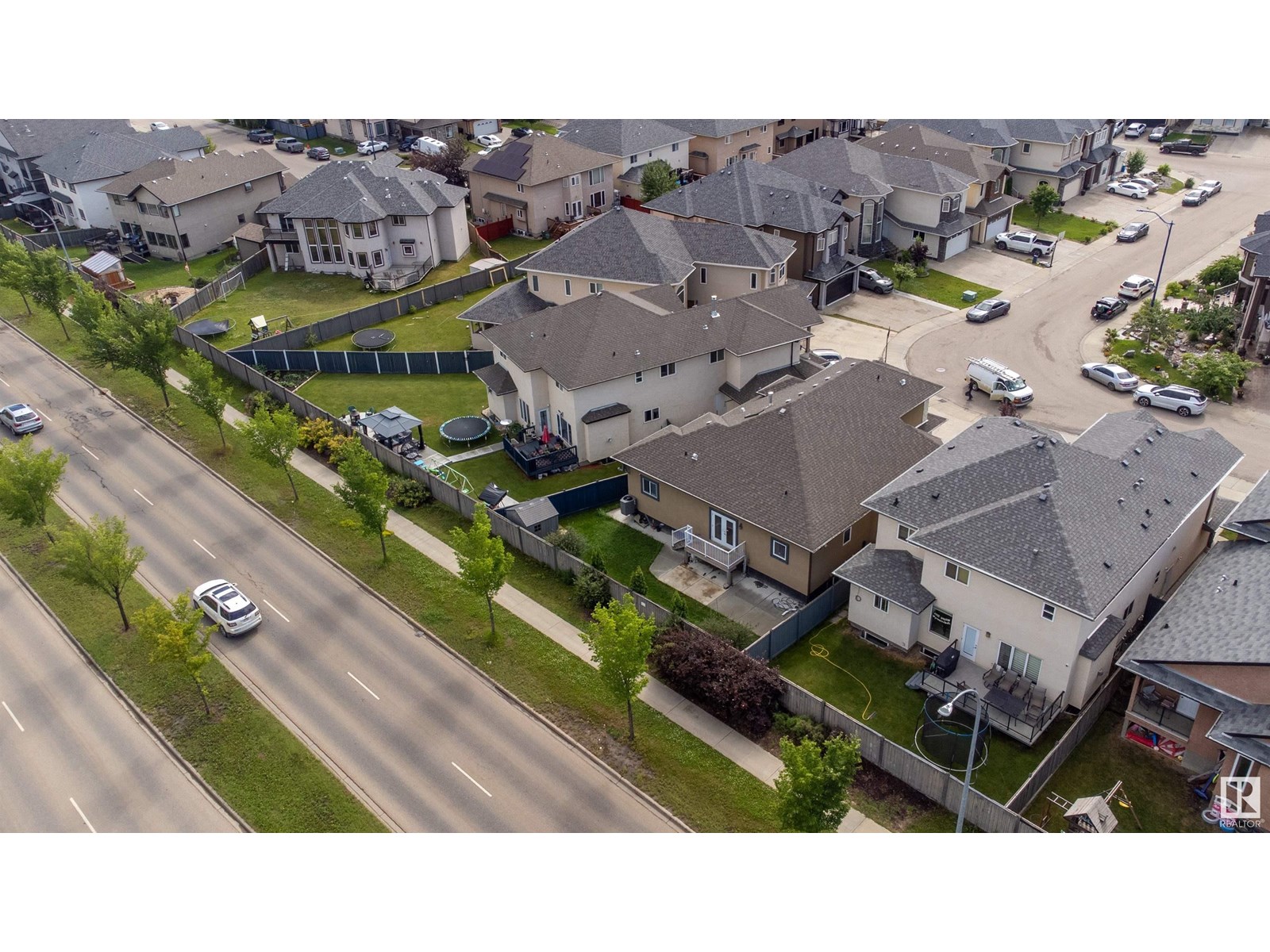 Photo 6 of 1527 67 St Sw, Edmonton AB