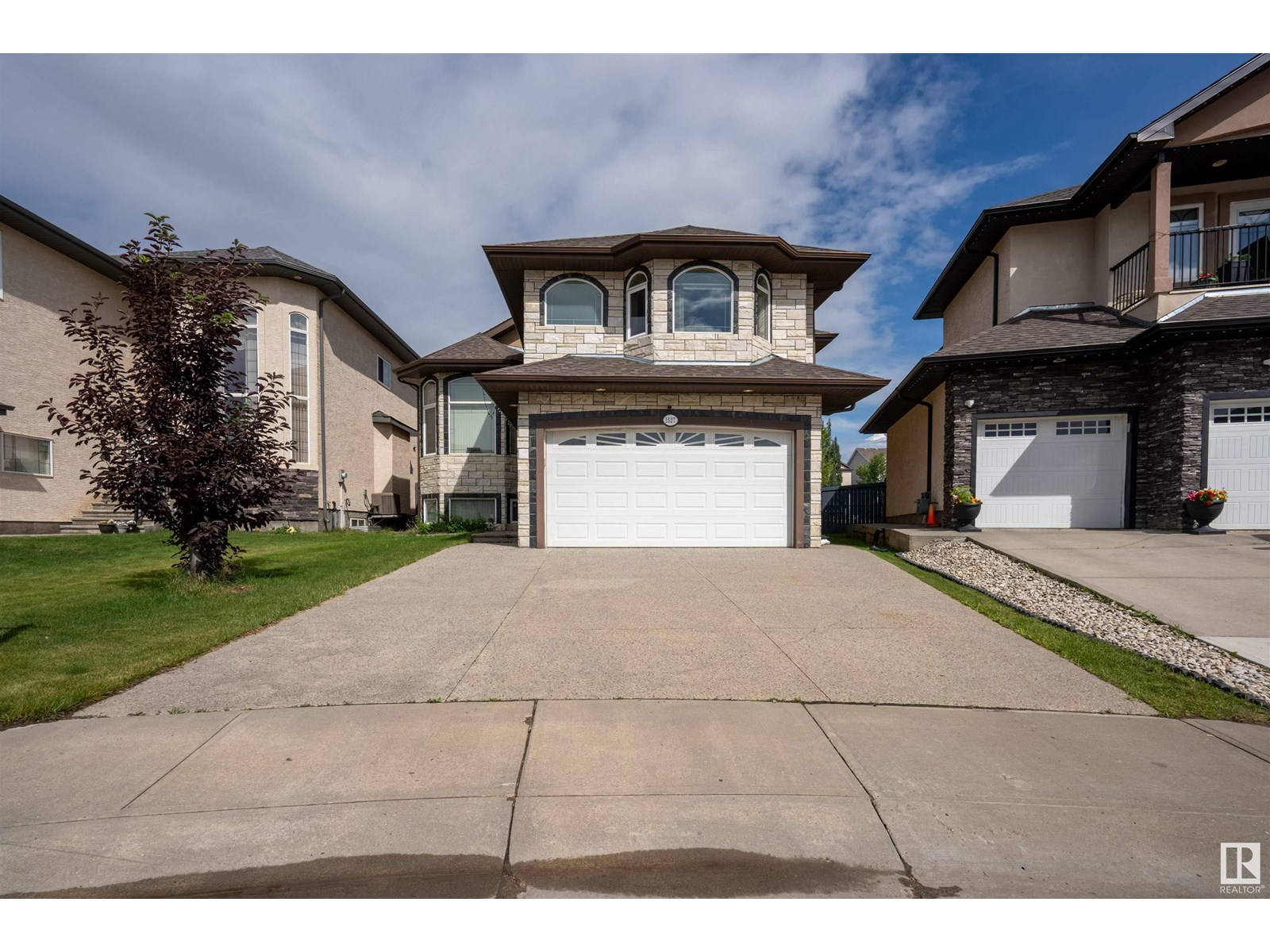 Photo 67 of 1527 67 St Sw, Edmonton AB