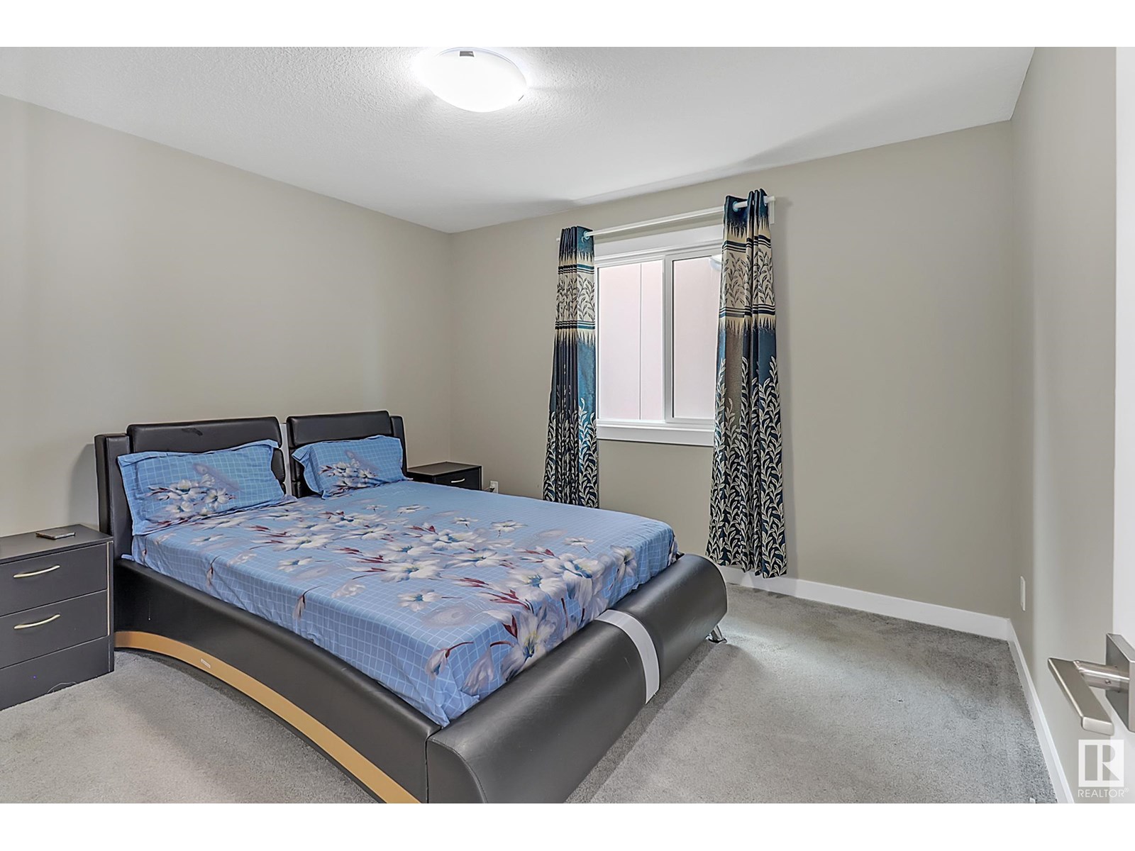Photo 38 of 1419 150 Av Nw, Edmonton AB