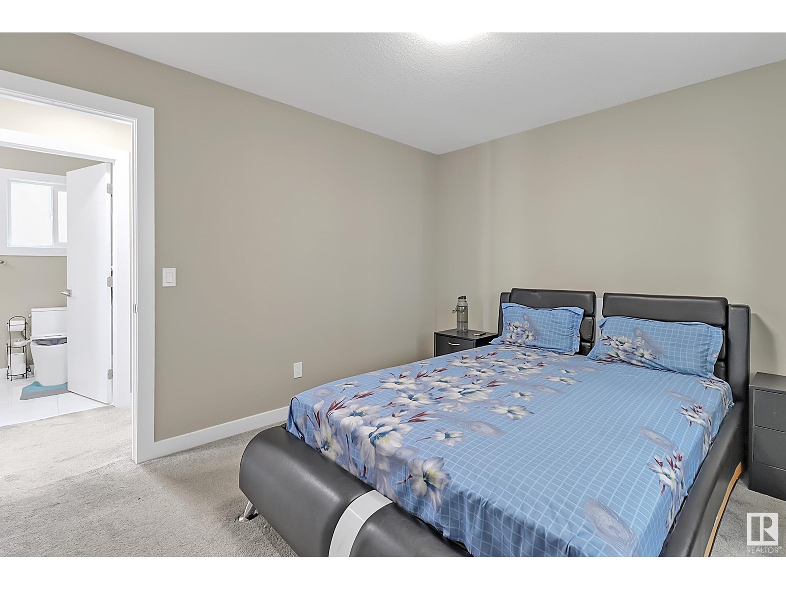 Photo 45 of 1419 150 Av Nw, Edmonton AB
