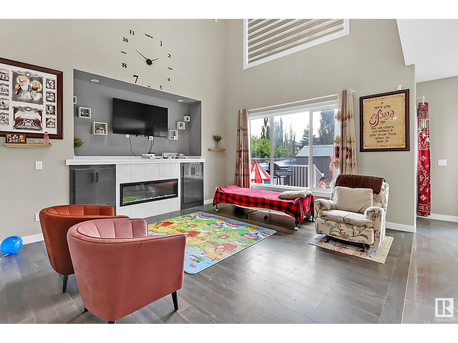 Photo 13 of 1419 150 Av Nw, Edmonton AB
