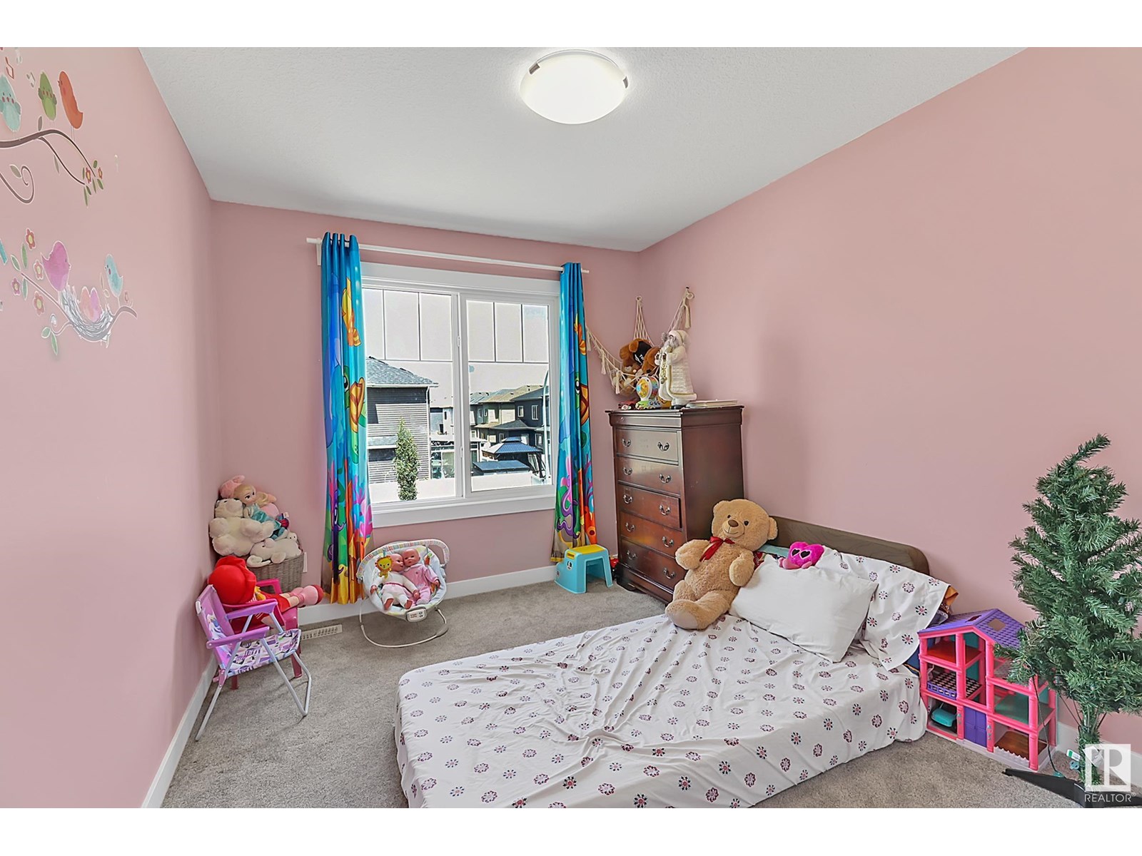 Photo 18 of 1419 150 Av Nw, Edmonton AB
