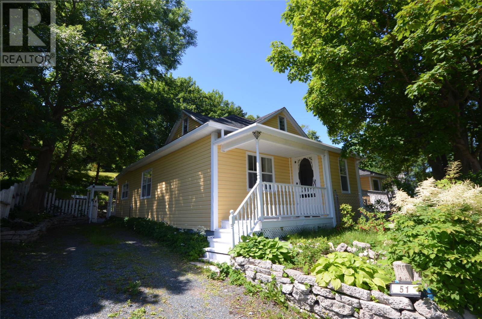 Photo 3 of 51 Northside Road, Holyrood NL