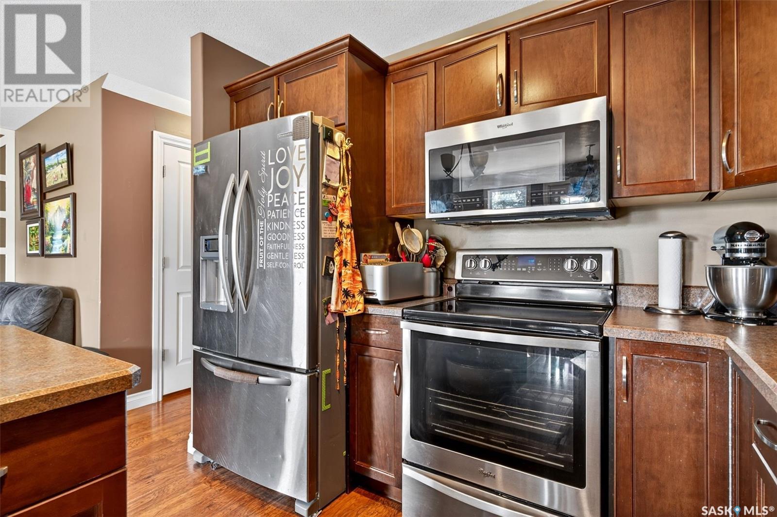 Single Family House 2 Level for Sale in  Connaught STREET Regina 