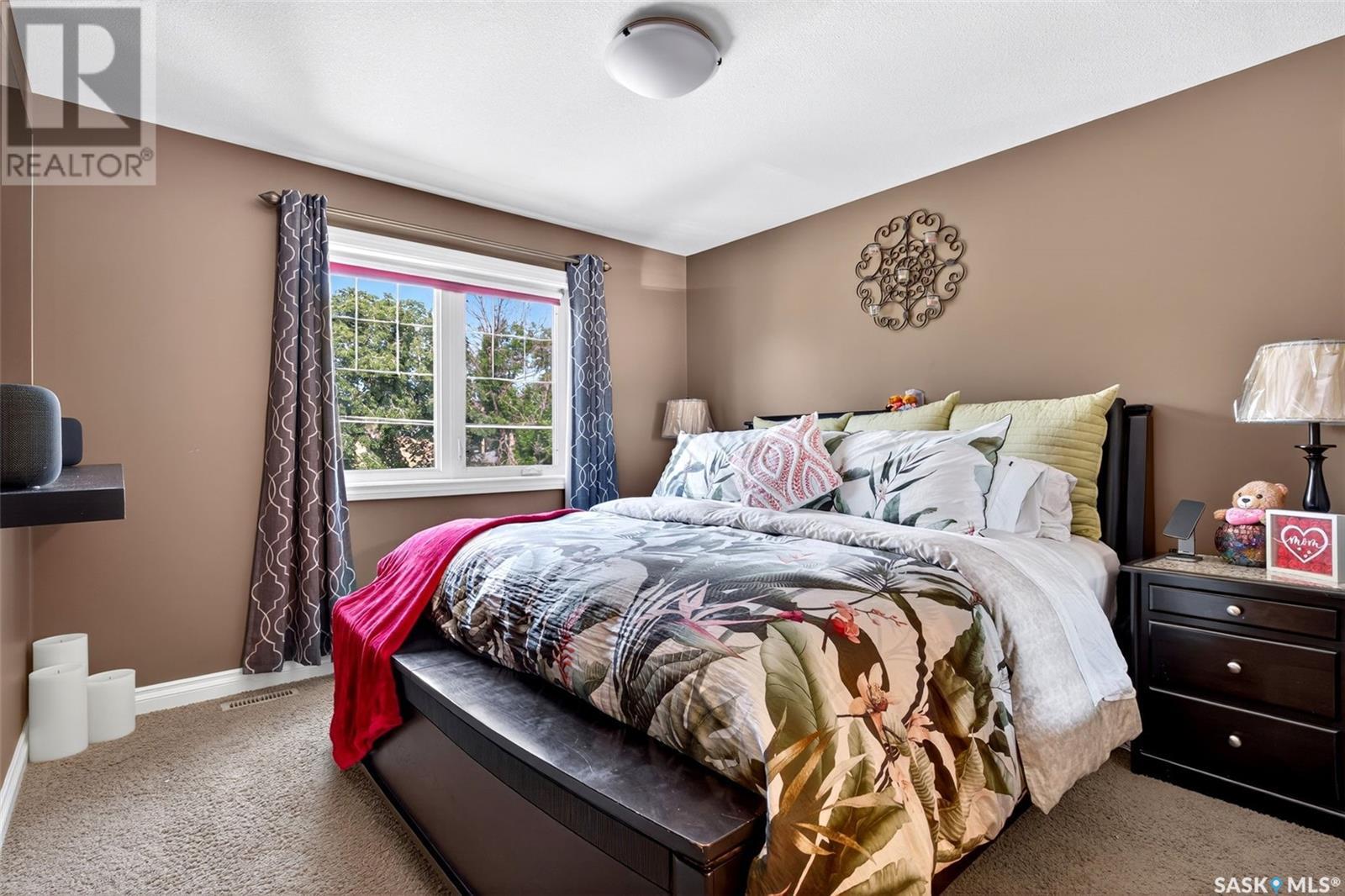 Single Family House 2 Level for Sale in  Connaught STREET Regina 