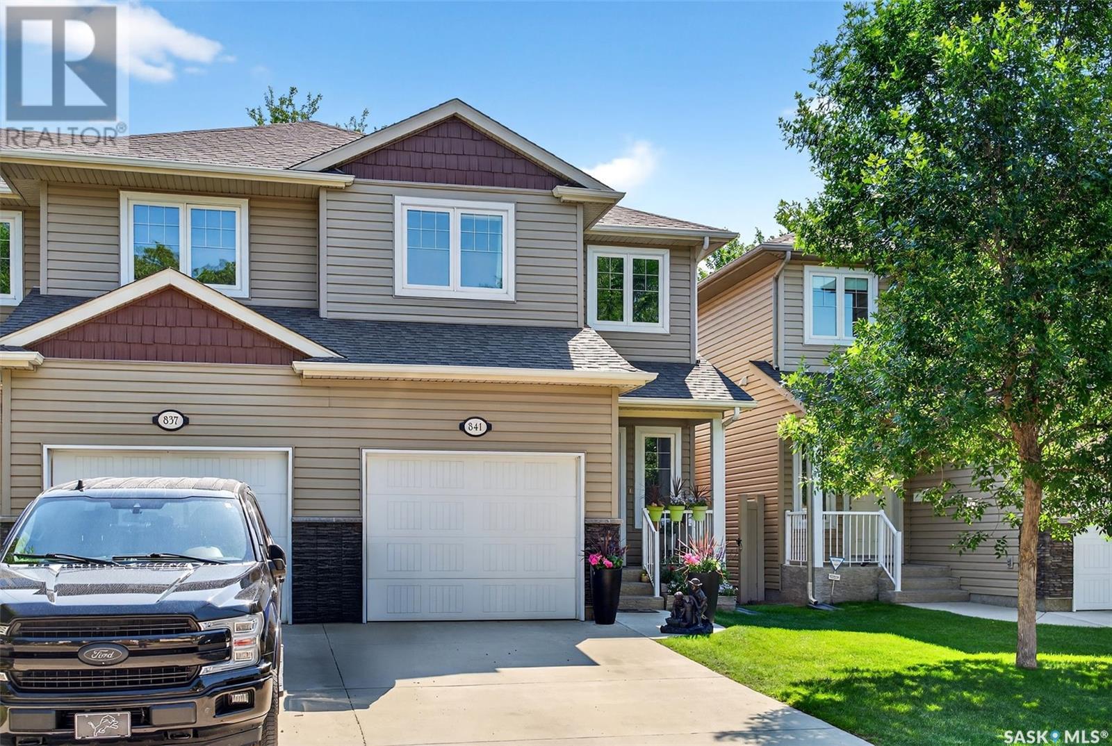 Single Family House 2 Level for Sale in  Connaught STREET Regina 