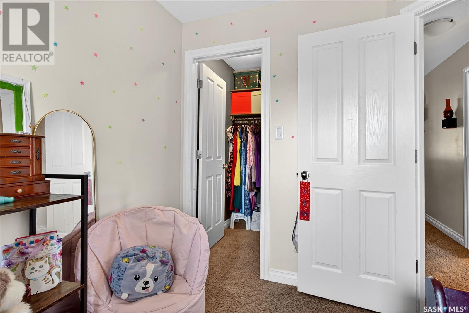 Single Family House 2 Level for Sale in  Connaught STREET Regina 