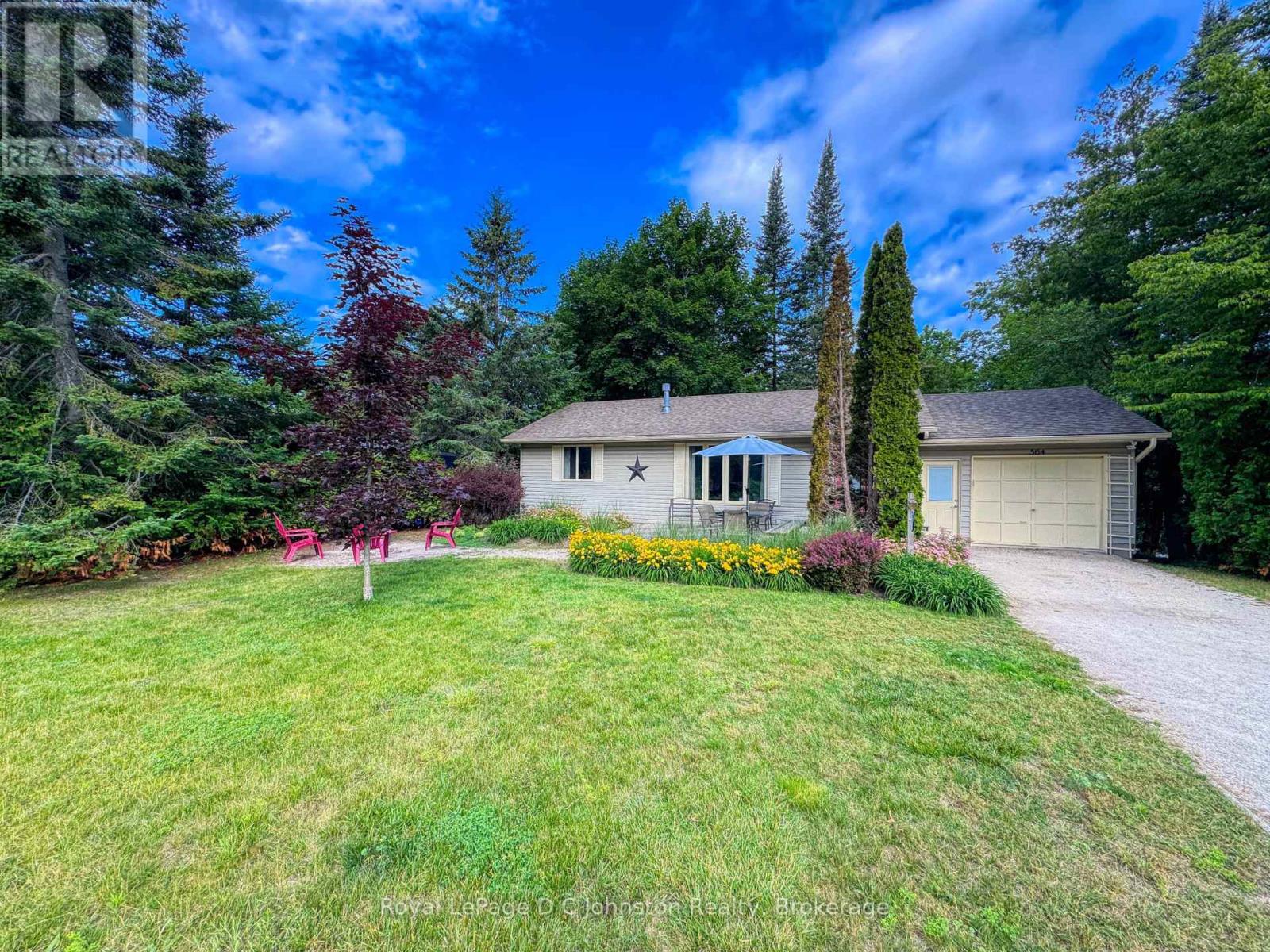 Photo 1 of 564 Mcnabb Street, Saugeen Shores ON