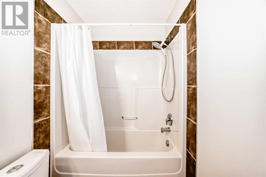 Single Family House for Sale in   Panamount Drive NW Panorama Hills Calgary 