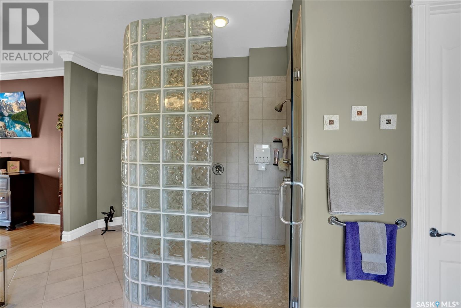Photo 29 of 1453 Normandy Drive, Moose Jaw SK