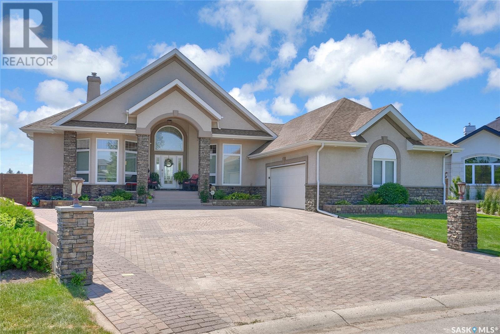 Photo 2 of 1453 Normandy Drive, Moose Jaw SK
