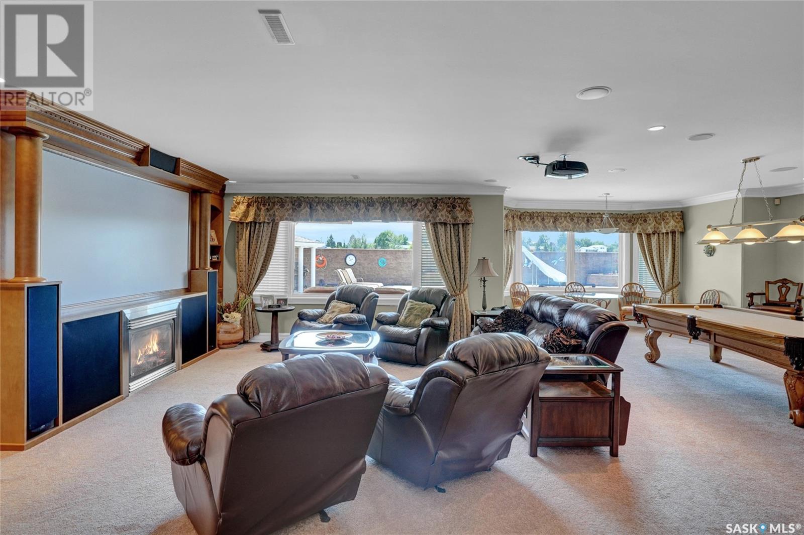 Photo 8 of 1453 Normandy Drive, Moose Jaw SK