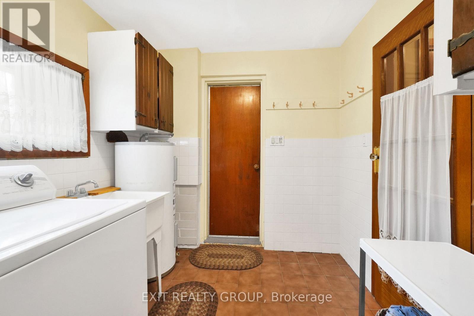 Photo 3 of 1249 Glen Miller Road, Quinte West ON