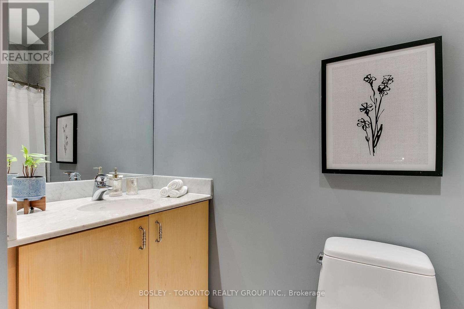 Photo 30 of 309 562 Eglinton Avenue E, Toronto ON
