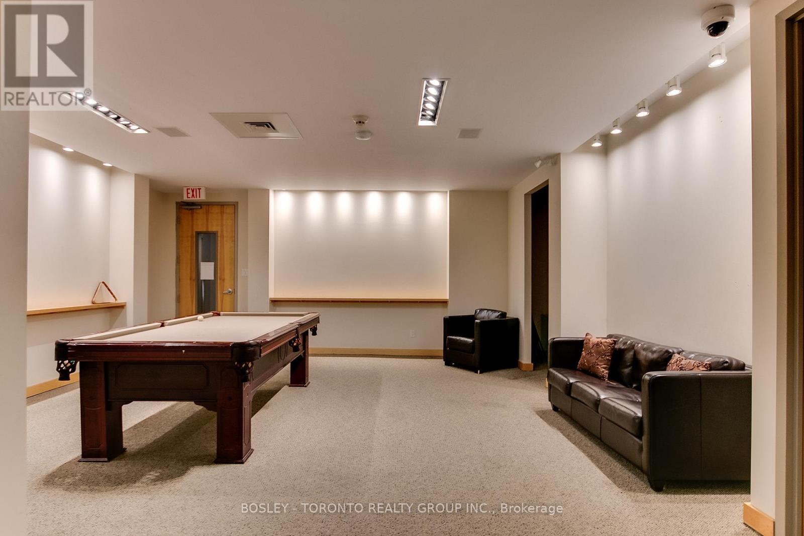 Photo 2 of 309 562 Eglinton Avenue E, Toronto ON