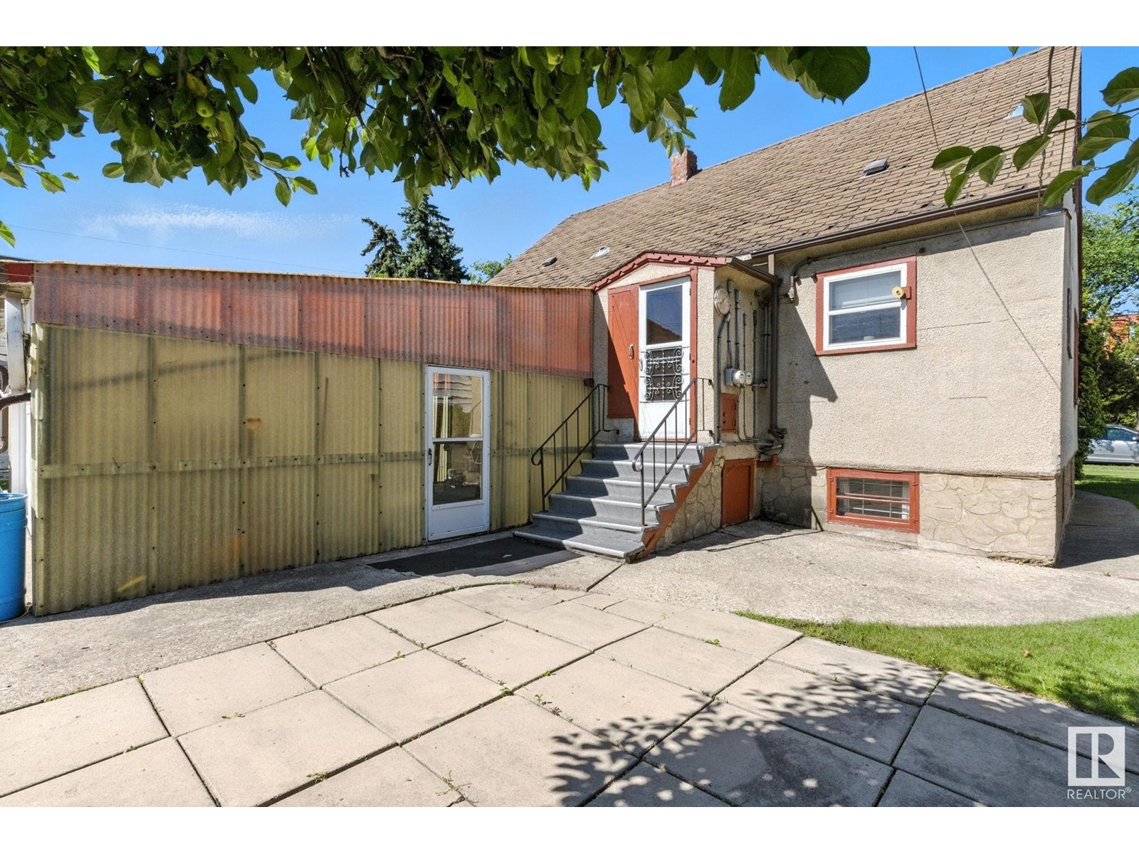 Photo 27 of 11033 107 St Nw, Edmonton AB